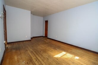 1110 Hamilton Way in Columbia, MO - Foto de edificio - Building Photo