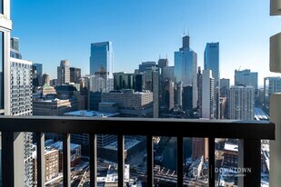 500 N Kingsbury St, Unit 2204 in Chicago, IL - Building Photo