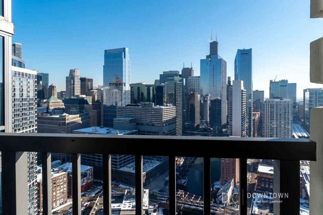 500 N Kingsbury St, Unit 2204 in Chicago, IL - Foto de edificio