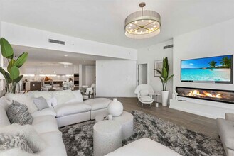 525 N Fort Lauderdale Beach Blvd in Fort Lauderdale, FL - Building Photo - Building Photo