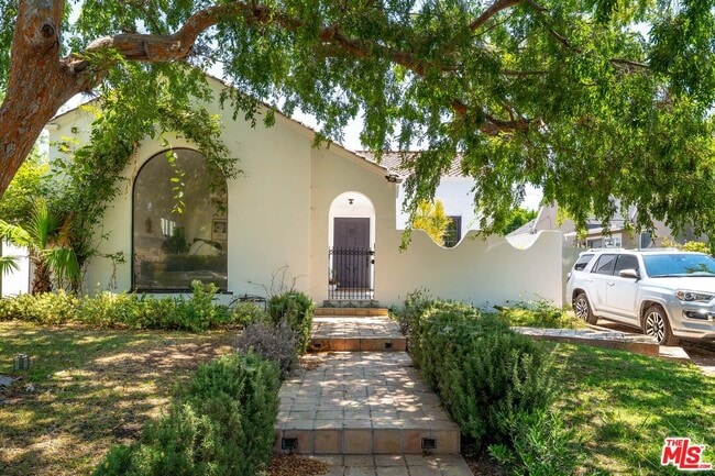 property at 132 N Arden Blvd