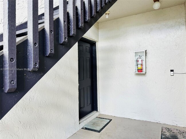 3037 NW 118th Dr in Coral Springs, FL - Building Photo - Building Photo