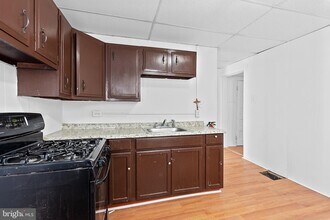 126 S 4th St-Unit -A in Millville, NJ - Building Photo - Building Photo