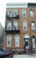 584 Linwood St Apartments