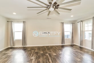 370 Inlet Pl Dr in Winston-Salem, NC - Building Photo - Building Photo