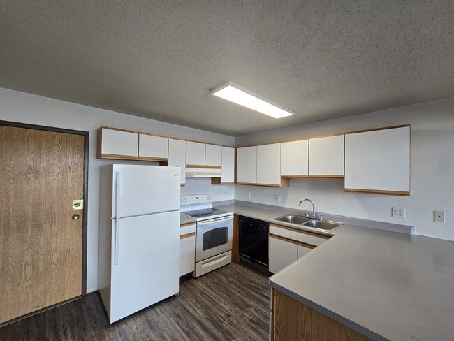 property at 60 Miller Ave SW