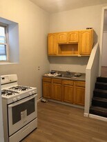 176 Stuyvesant Ave. in Elizabeth, NJ - Building Photo