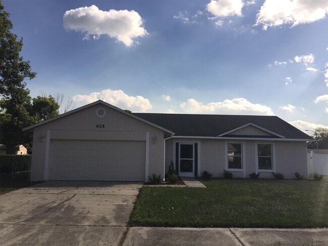property at 925 Whisler Ct