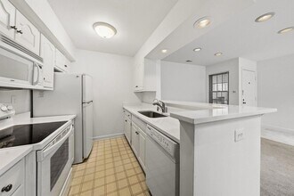 5921 Barbados Pl, Unit 202 in Rockville, MD - Building Photo - Building Photo