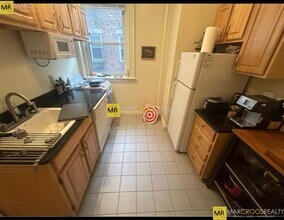 100 Queensberry St, Unit 11 in Boston, MA - Building Photo - Building Photo