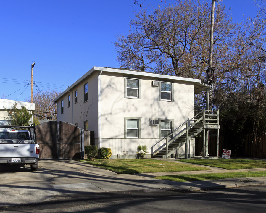 5209 22nd Ave in Sacramento, CA - Foto de edificio