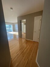 2243 S Huron Pkwy in Ann Arbor, MI - Building Photo - Building Photo