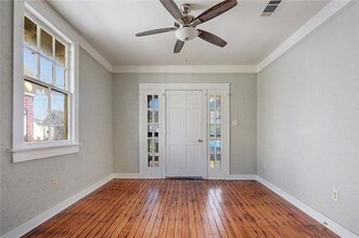 1720 Independence St, Unit 1720 in New Orleans, LA - Foto de edificio - Building Photo