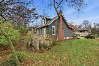 557 E Weisheimer Rd in Columbus, OH - Building Photo - Building Photo