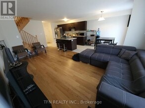 64 Tilbury St in Breslau, ON - Building Photo - Building Photo