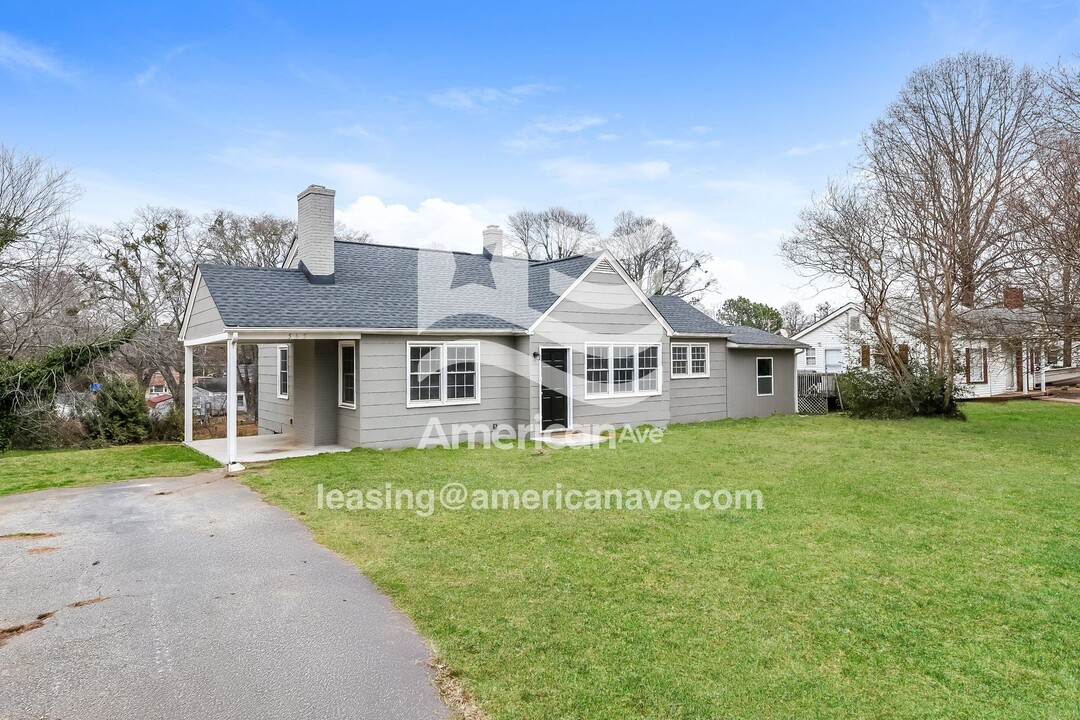 565 Alamo St in Spartanburg, SC - Building Photo