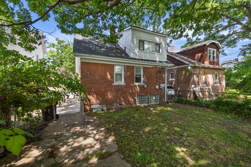 15716 Cherrylawn St in Detroit, MI - Building Photo