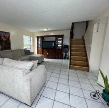 5240 W 24th Ct in Hialeah, FL - Building Photo - Building Photo