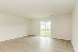 2801 Oldfield Dr in Monroe, NC - Foto de edificio - Building Photo