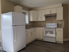 10166 Jackson Rd in Maple Ridge, BC - Building Photo