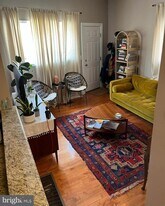 2001 Tulip St in Philadelphia, PA - Building Photo