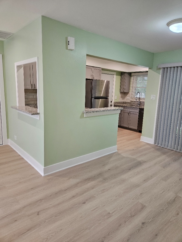 217 Washington Square in Elk Grove Village, IL - Building Photo - Building Photo