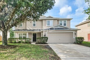 385 Bostwick Cir in St. Augustine, FL - Building Photo
