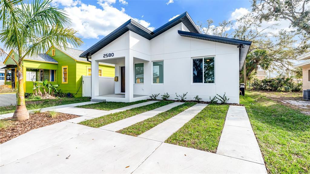2580 11th Ave S in St. Petersburg, FL - Building Photo