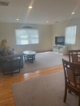 61 Heights Rd, Unit Second Floor in Midland Park, NJ - Building Photo - Building Photo