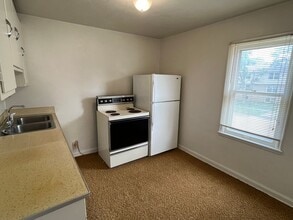 300 1st Ave SW in Watertown, SD - Building Photo - Building Photo