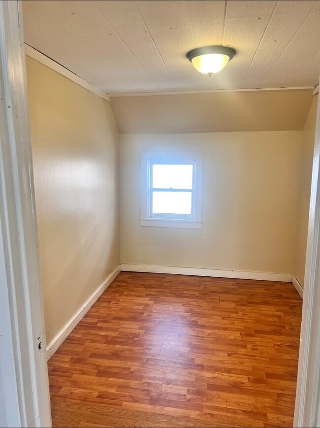 23 Proctor St, Unit 1 in West Rutland, VT - Building Photo - Building Photo