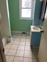 218 W Burr Oak in Athens, MI - Building Photo - Building Photo