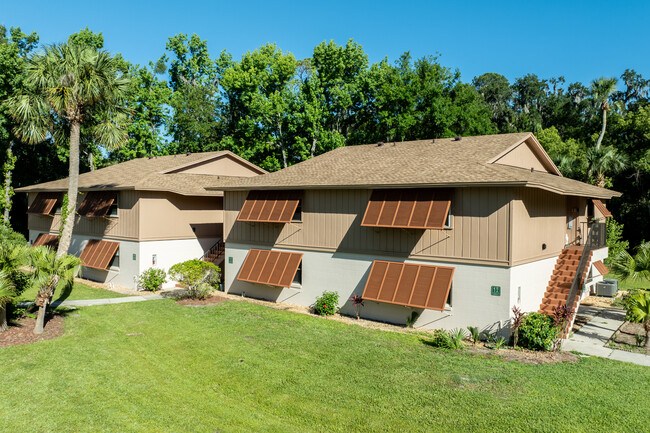 Lakeside Condominiums