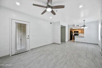 4925 E Desert Cove Ave in Scottsdale, AZ - Building Photo - Building Photo