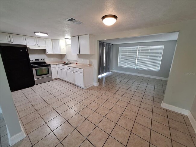 7317 Star Dust Dr in Port Richey, FL - Building Photo - Building Photo