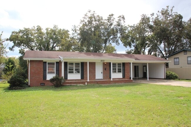 313 Woodlawn Ave in Warner Robins, GA - Building Photo - Building Photo