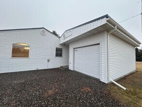2040 Bryan Rd in Bozeman, MT - Building Photo - Building Photo