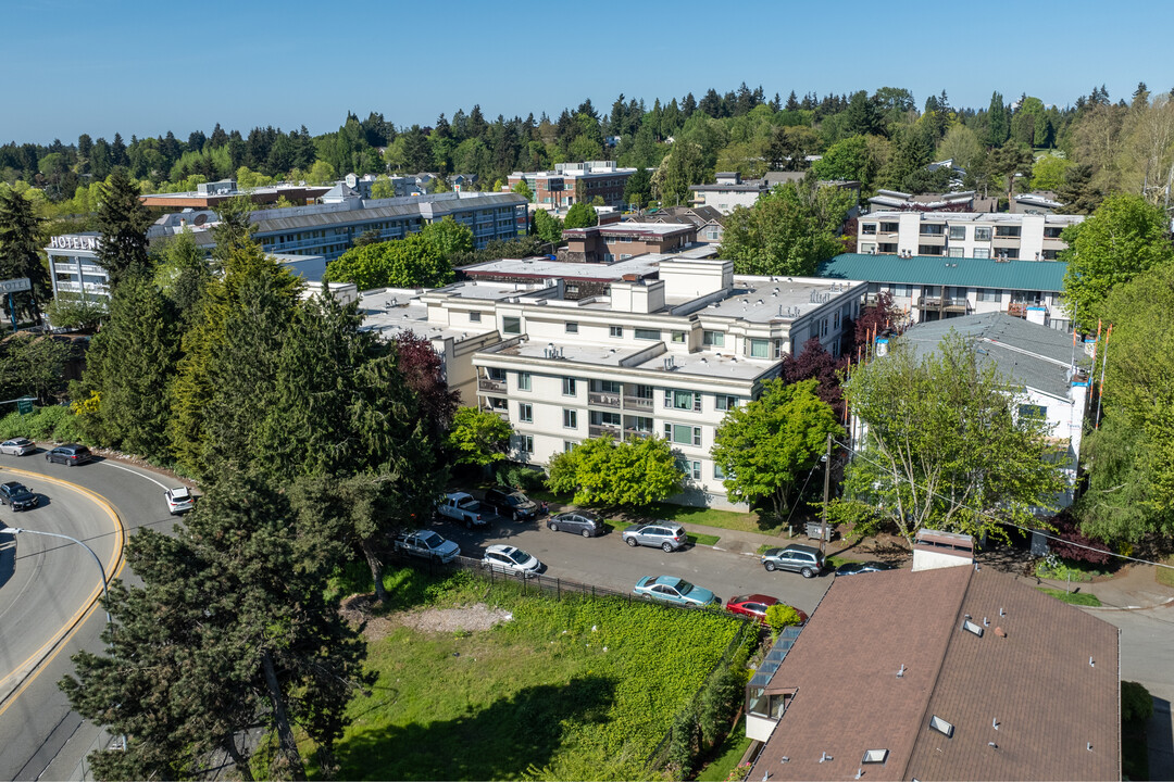 2152 N 112th St in Seattle, WA - Foto de edificio