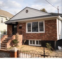 194-08 116th Ave in Queens, NY - Building Photo