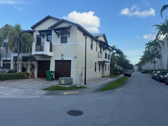 10476 NW 61st St in Doral, FL - Building Photo - Building Photo