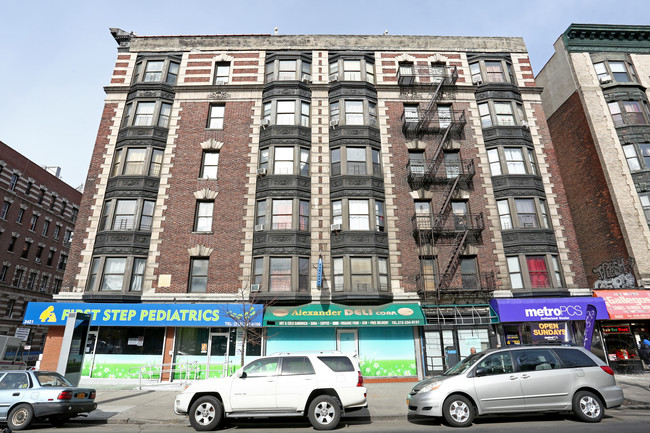 3421-3425 Broadway in New York, NY - Building Photo - Building Photo