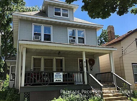 919 E Johnson St in Madison, WI - Building Photo