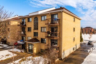 12225 Roland-Paradis Av in Montréal, QC - Building Photo