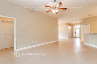 9615 Jaybird Ln in Land O Lakes, FL - Building Photo - Building Photo