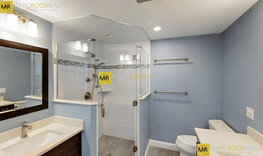 119 Westbourne Ter, Unit 1 in Brookline, MA - Building Photo - Building Photo