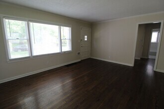 5538 Horton St in Mission, KS - Building Photo - Building Photo