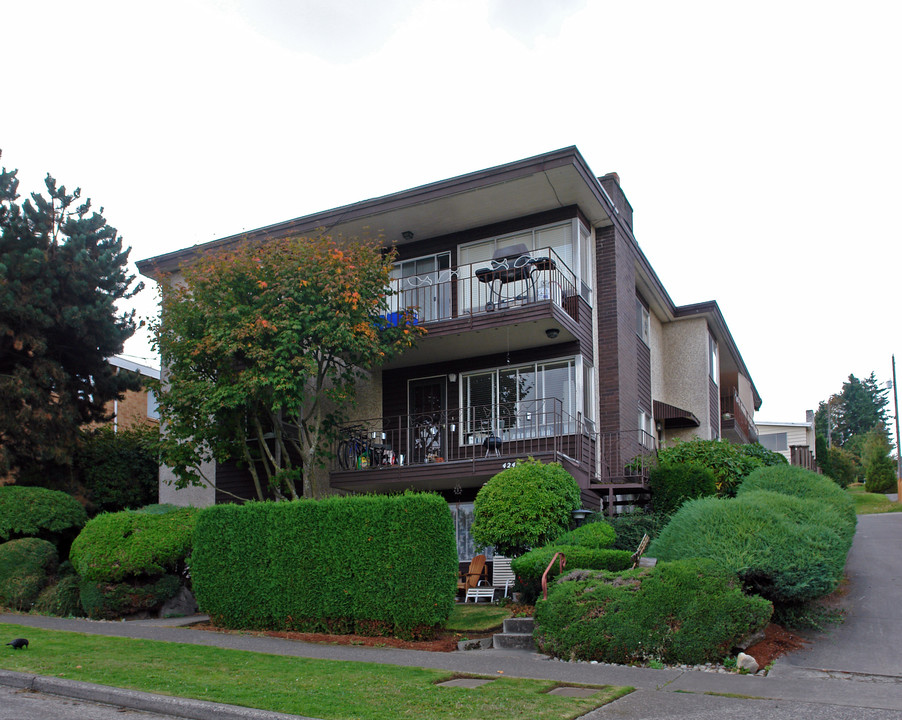 Lawton Park Apartments in Seattle, WA - Foto de edificio