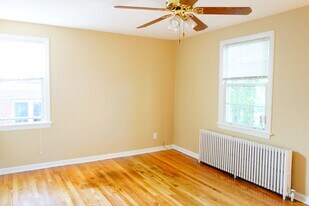 8007 Garland Ave, Unit 2 in Takoma Park, MD - Building Photo