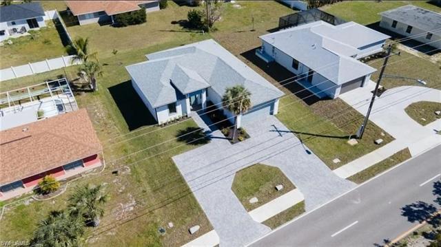 3509 Santa Barbara Blvd in Cape Coral, FL - Foto de edificio - Building Photo