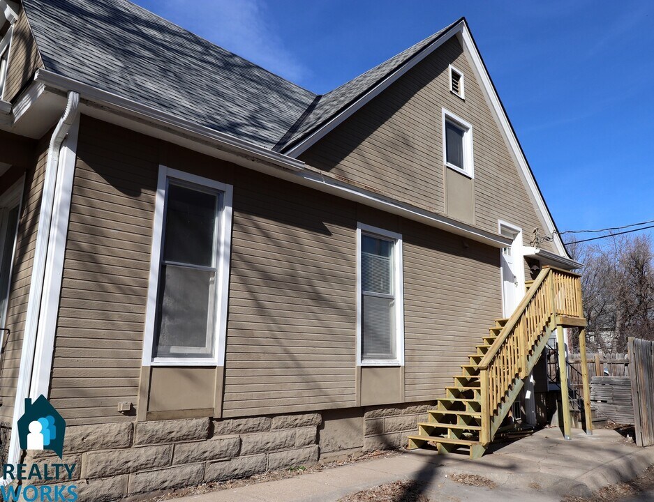 926 S 14th St-Unit -#2 in Lincoln, NE - Building Photo